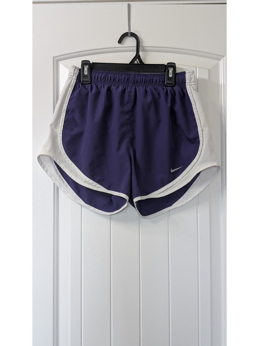 Nike Dri-FIT Women's Purple/White Trim Athletic Running Shorts Elastic Waist S